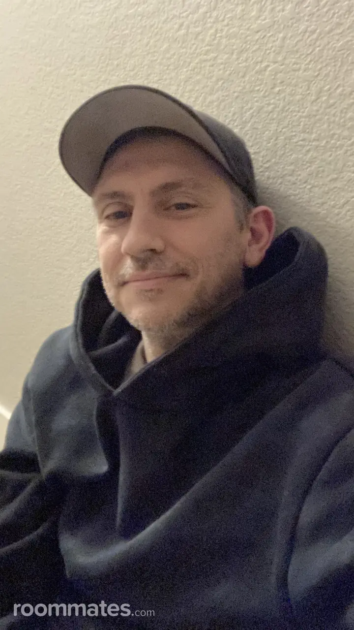 Profile photo 11 of 11