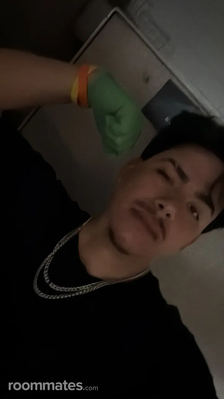 Profile photo 1 of 1