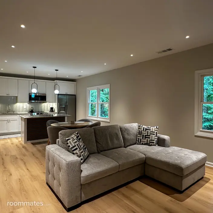 Room for rent in Alpharetta, GA $1600, house