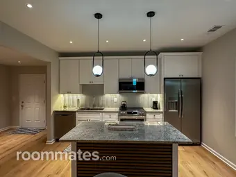 Room for rent in Alpharetta, GA $1700, house