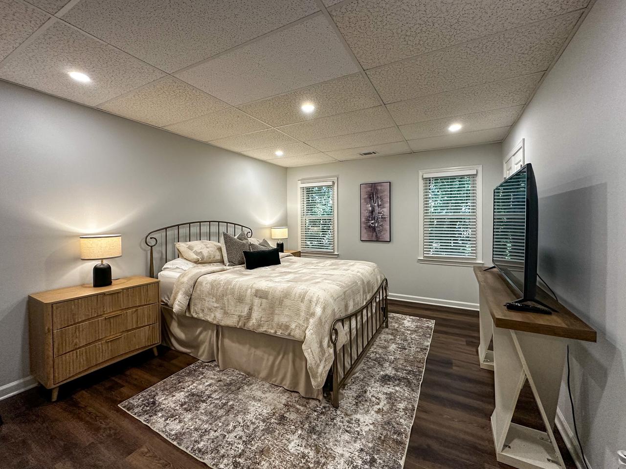 Profile photo 3 of 11