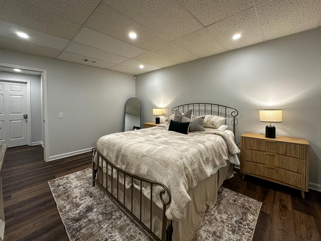 Profile photo 2 of 11