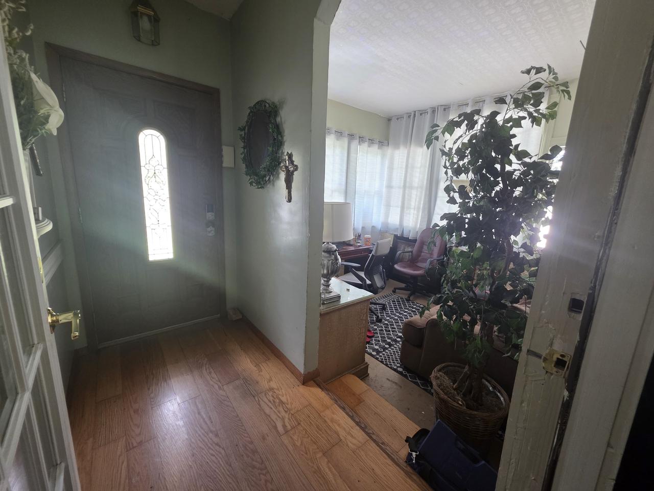 Profile photo 2 of 8