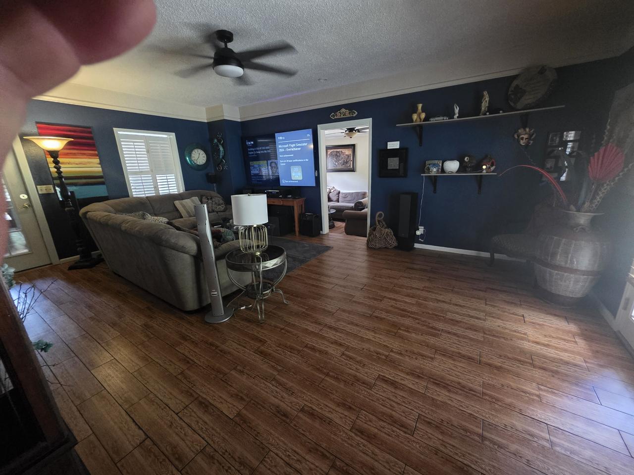 Profile photo 7 of 8