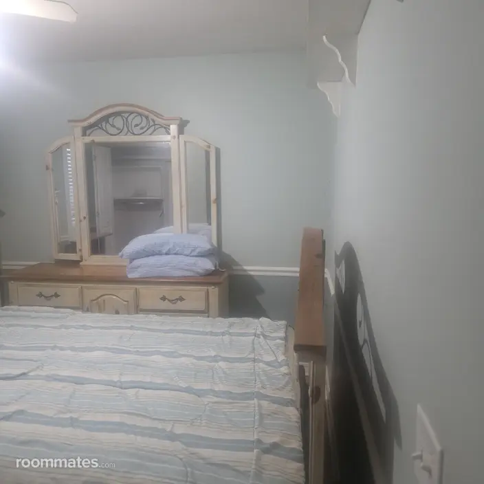 Room for rent in Jacksonville, FL $850, house