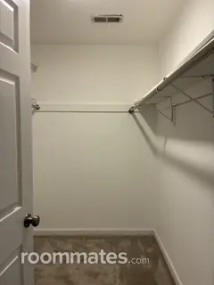 Room for rent in Galloway NJ $800, condo