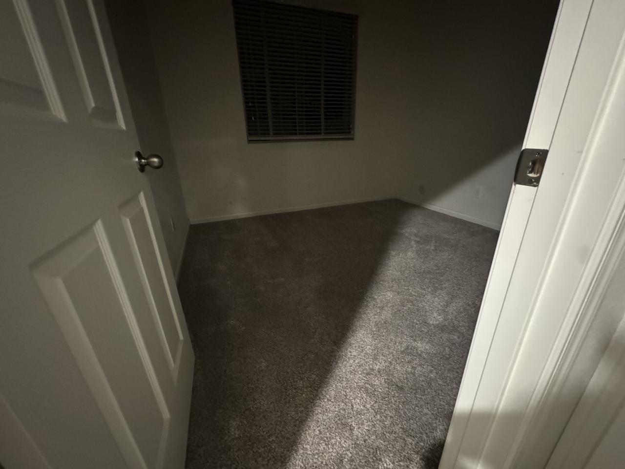 Profile photo 14 of 18