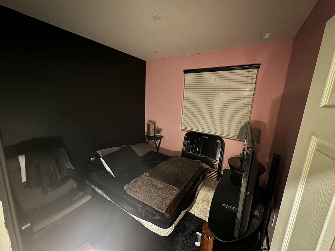 Profile photo 15 of 18