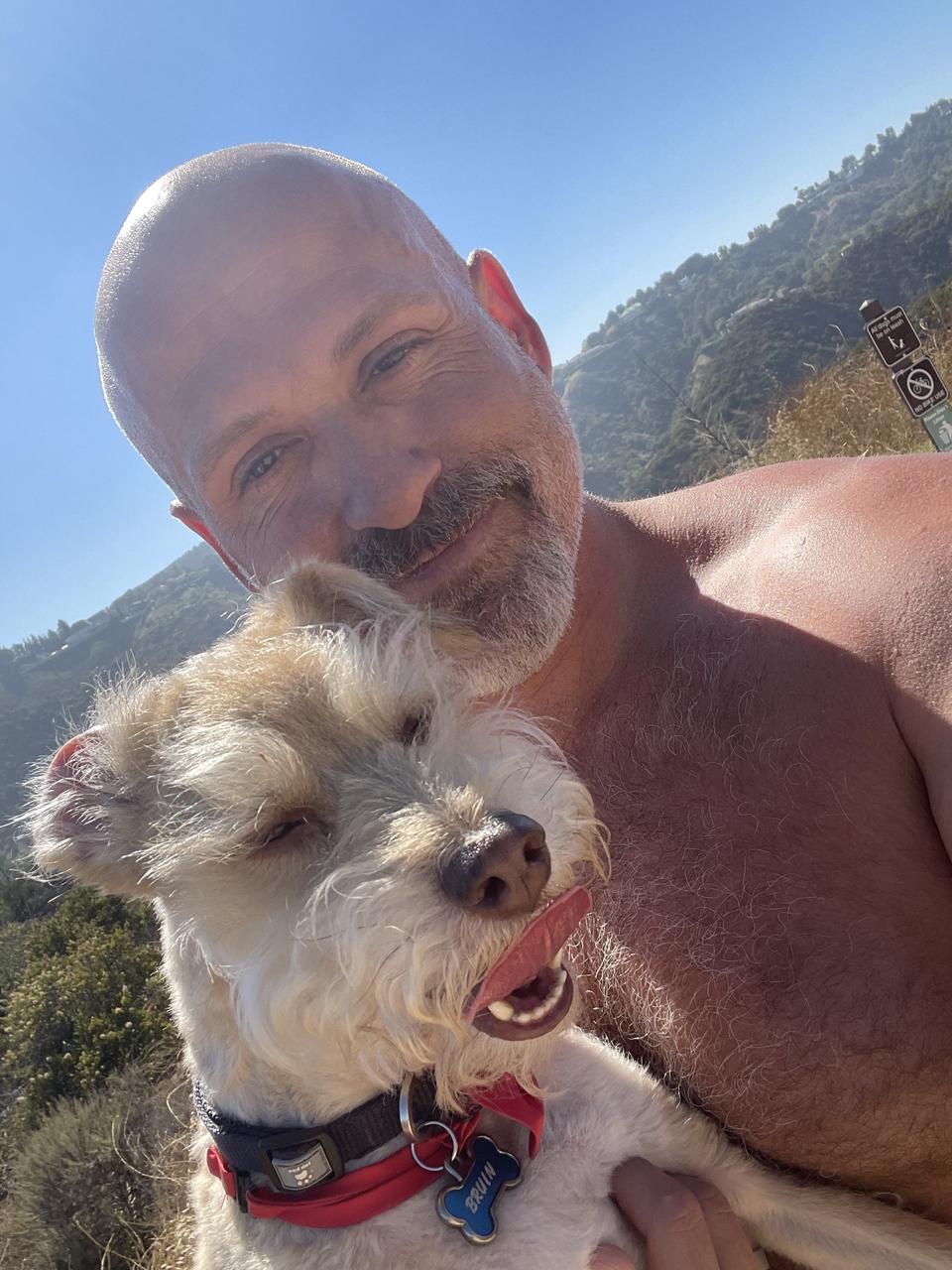 Profile photo 4 of 4
