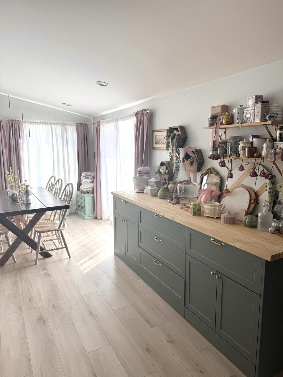 Profile photo 8 of 9