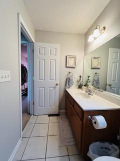 Room for rent in Asheboro, NC $800, house