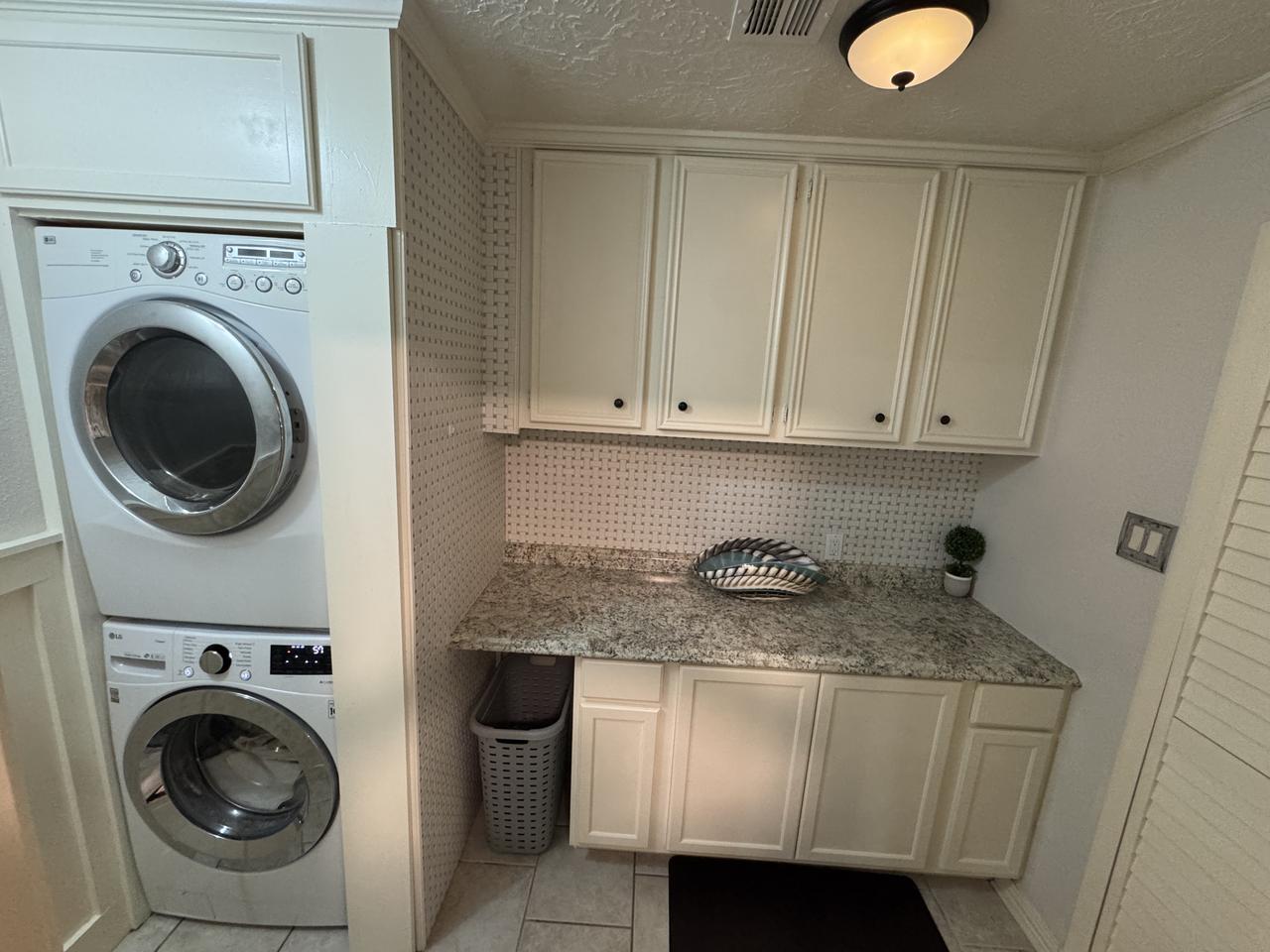 Profile photo 4 of 13