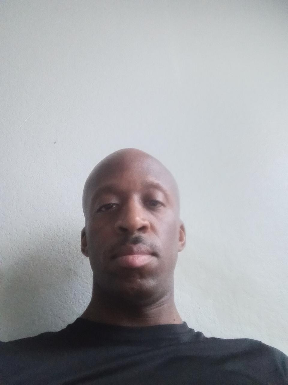 Profile photo 1 of 1