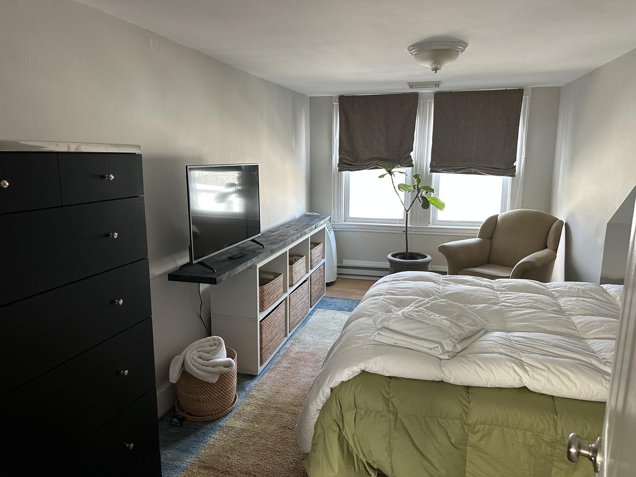 Profile photo 4 of 10