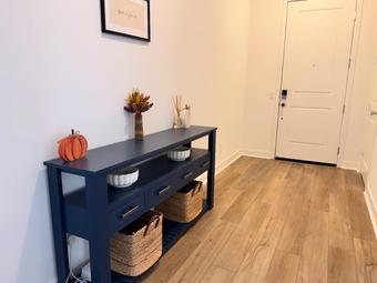 Room for rent in Valencia, CA $1500, condo
