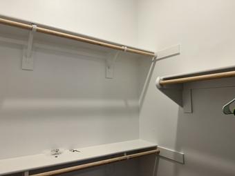 Room for rent in Valencia, CA $1500, condo