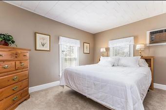 Room for rent in Lowell, MA $1000, house