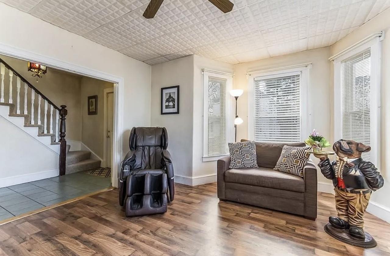 Profile photo 5 of 7