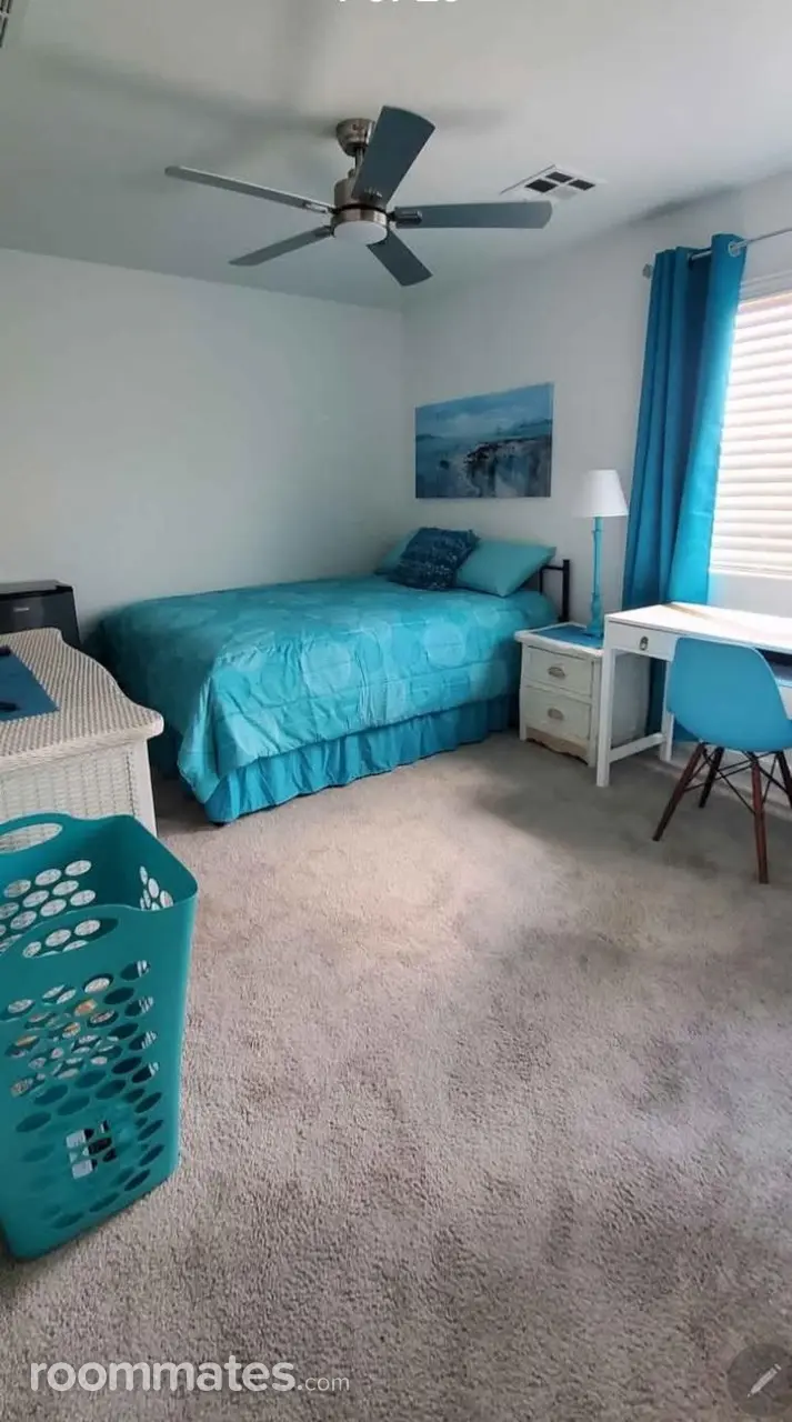 Profile photo 1 of 2