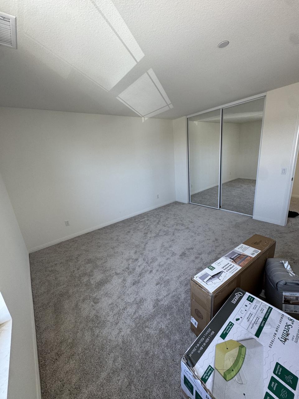 Profile photo 5 of 8