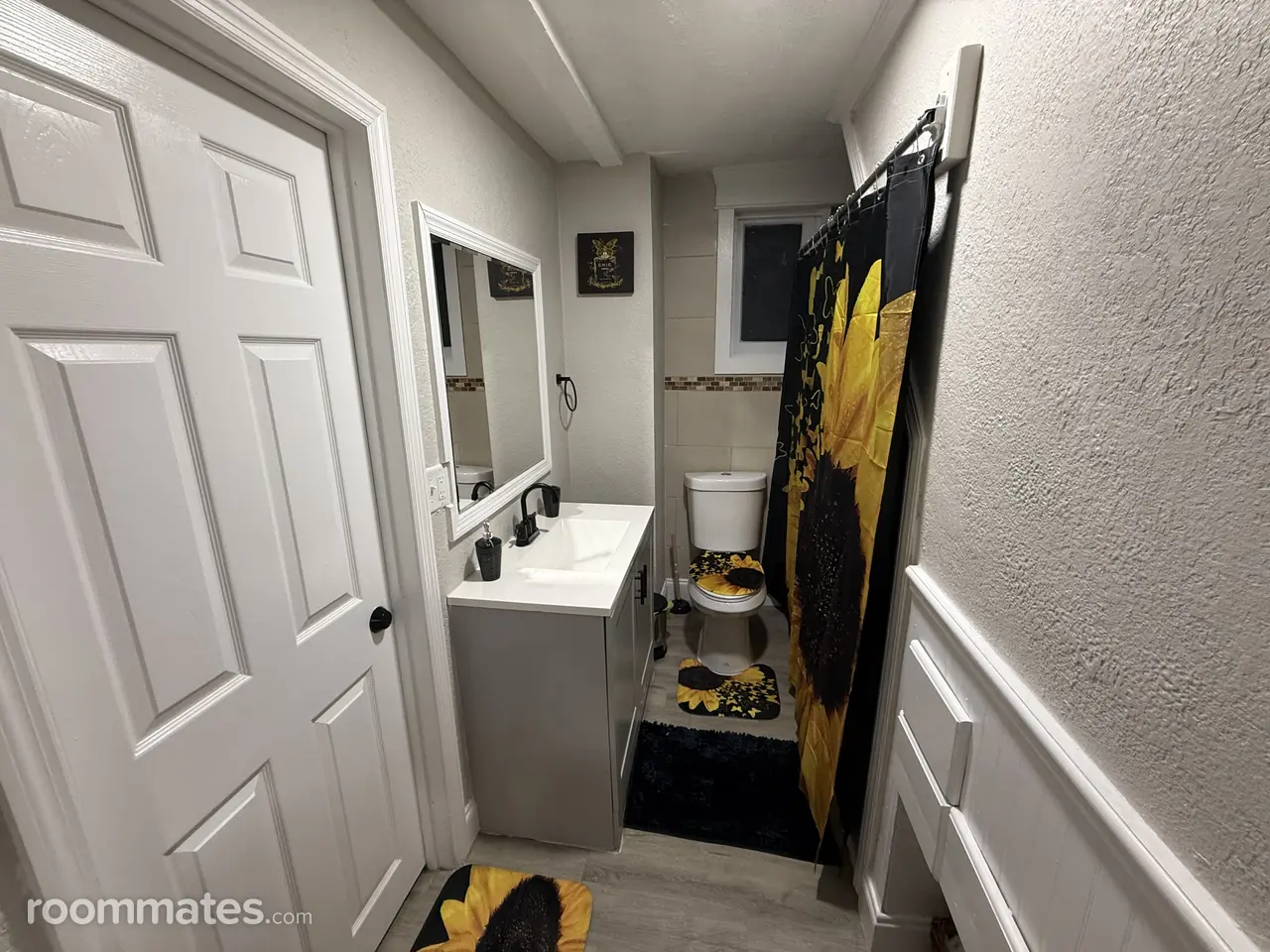 Profile photo 5 of 7