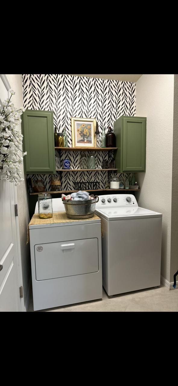 Profile photo 16 of 18