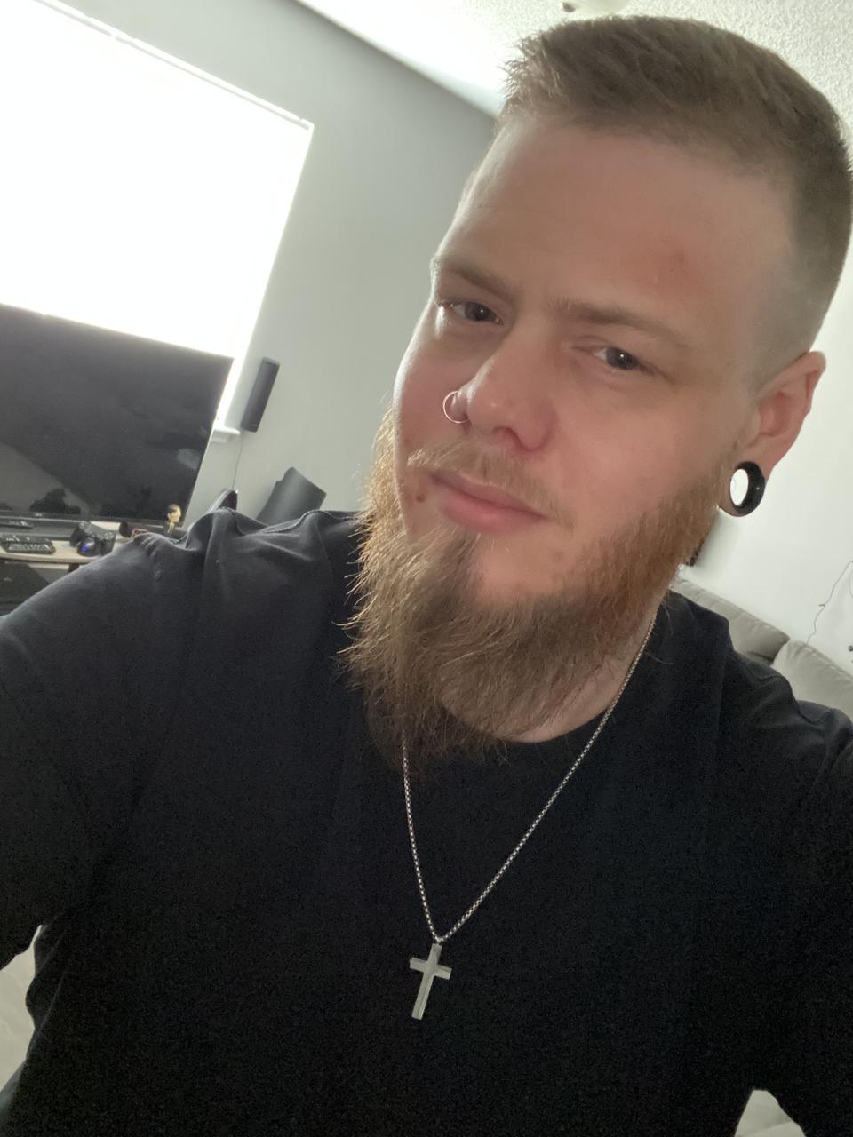 Profile photo 3 of 4