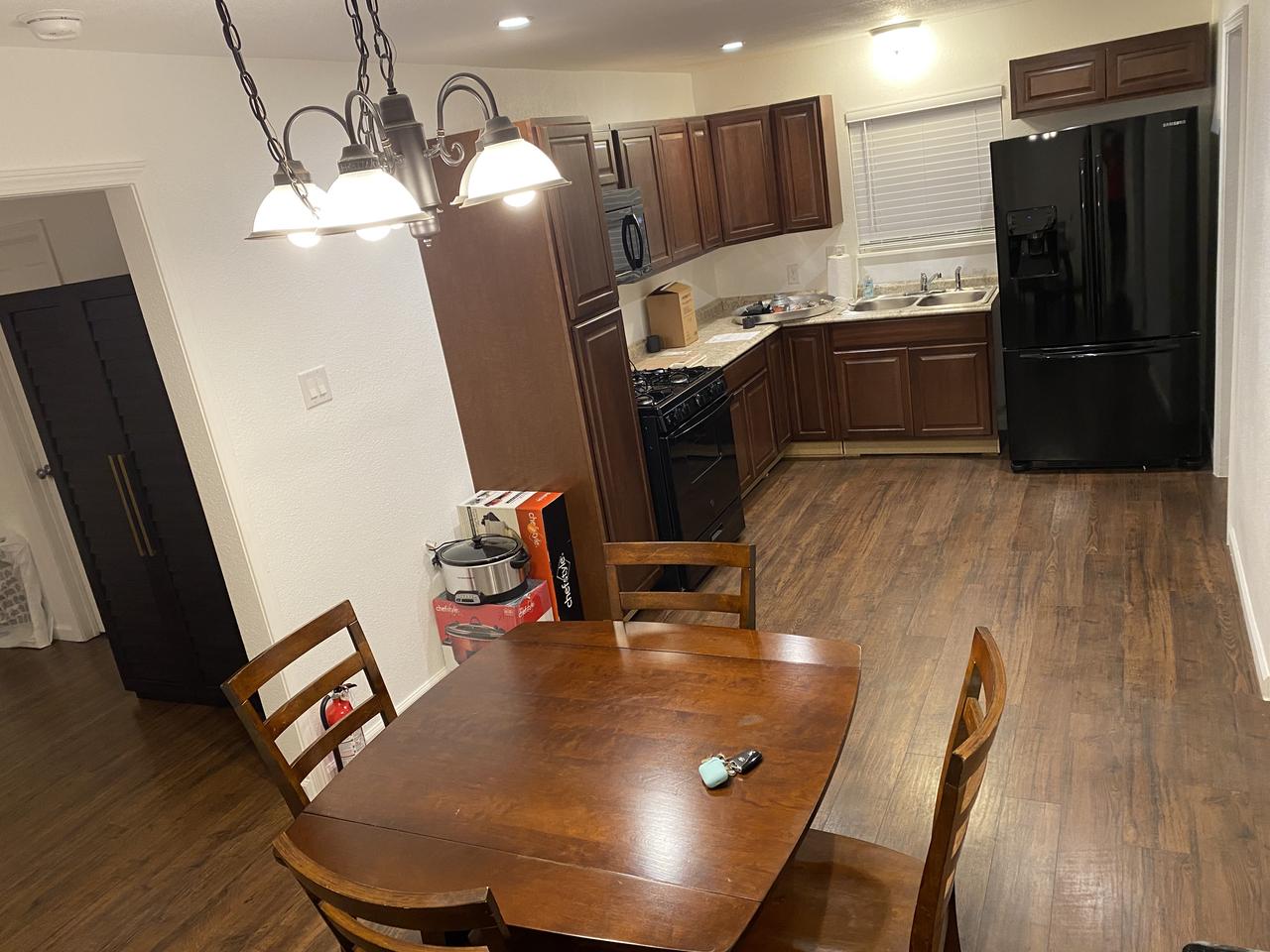 Profile photo 6 of 8