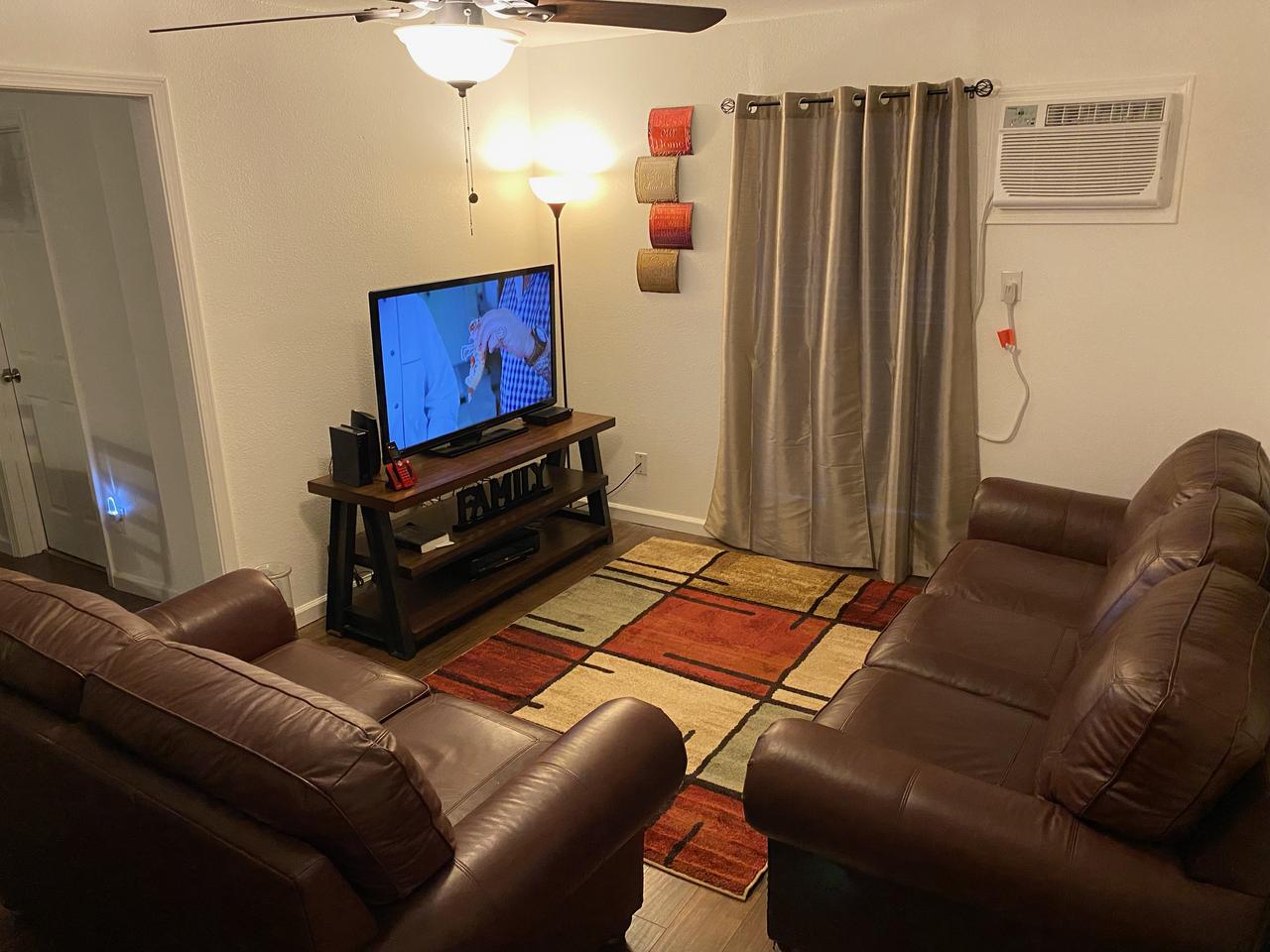 Profile photo 5 of 8