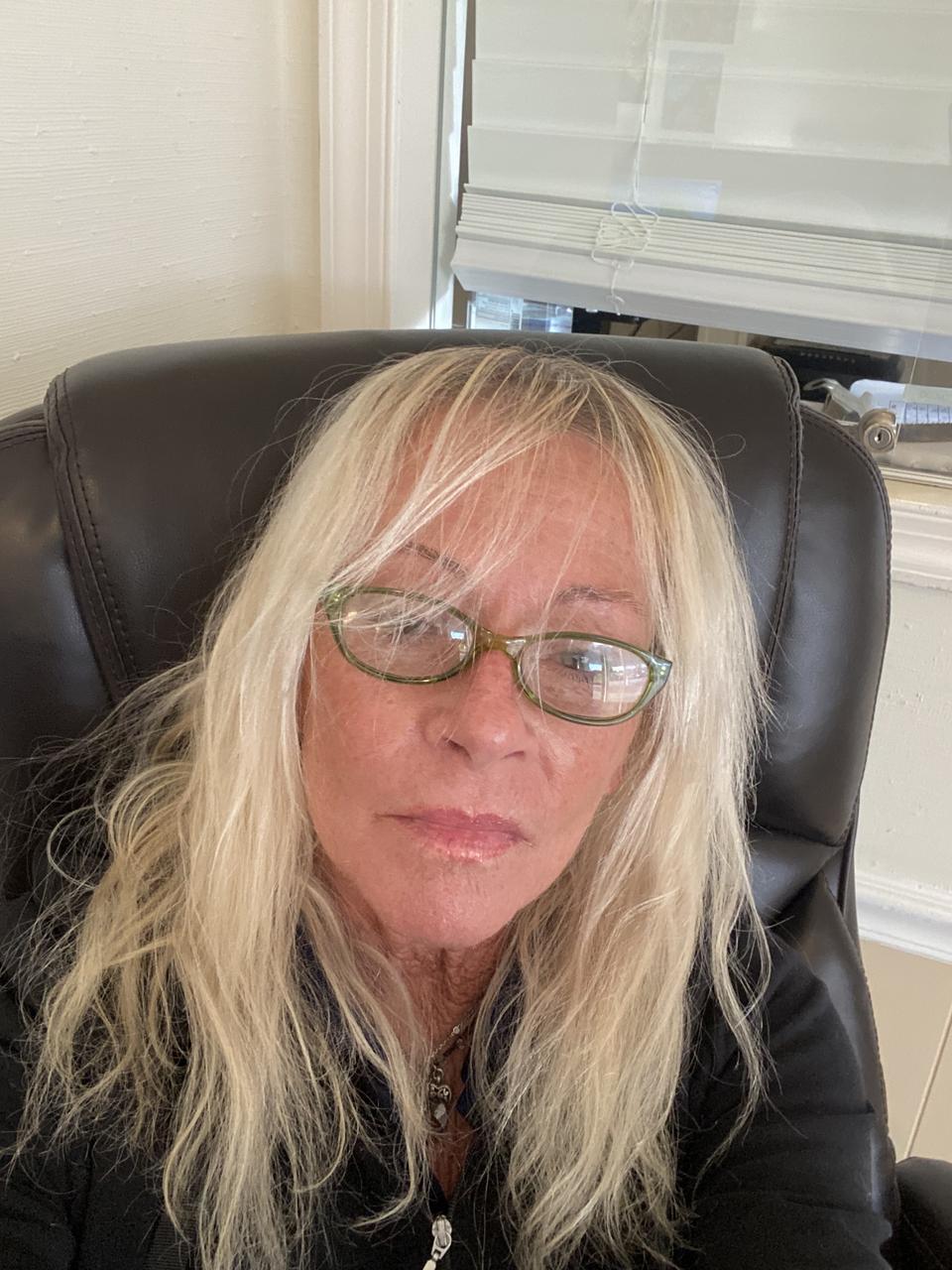 Profile photo 1 of 1