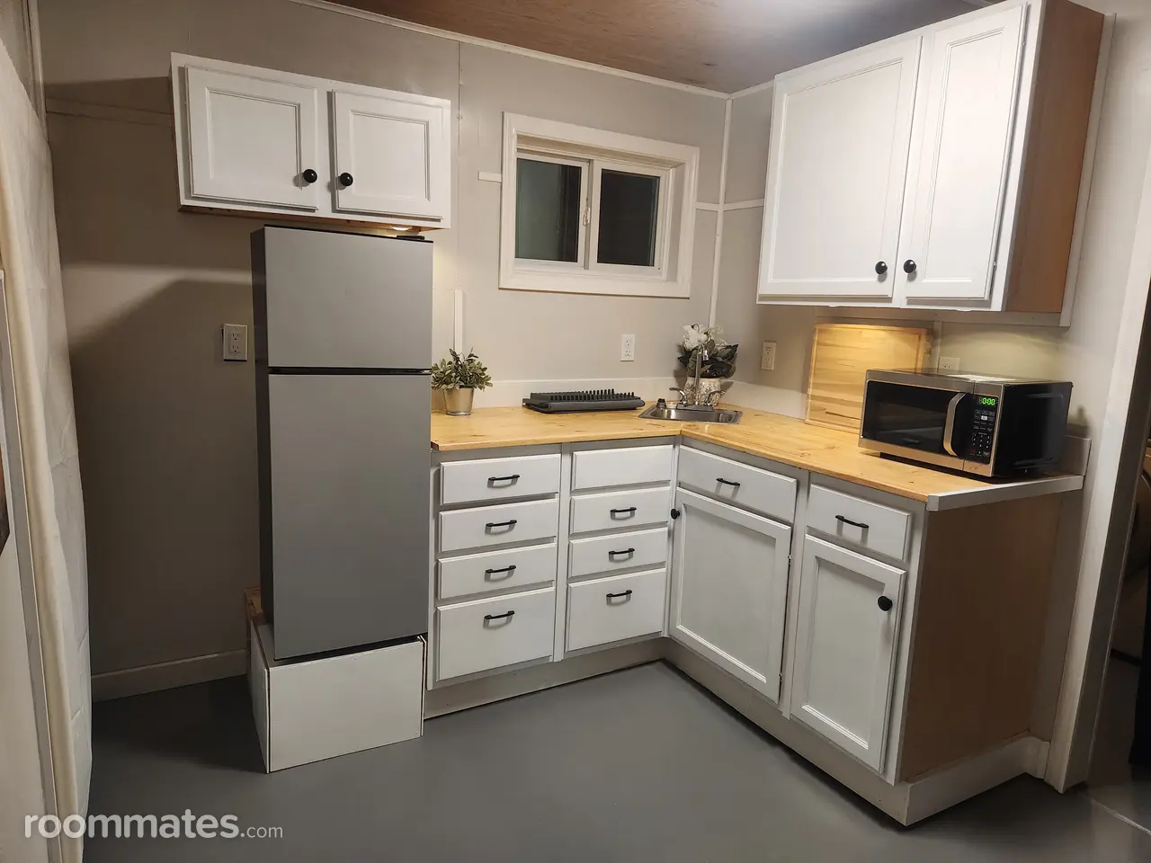 Profile photo 1 of 7