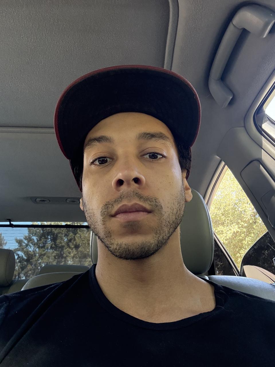 Profile photo 1 of 1