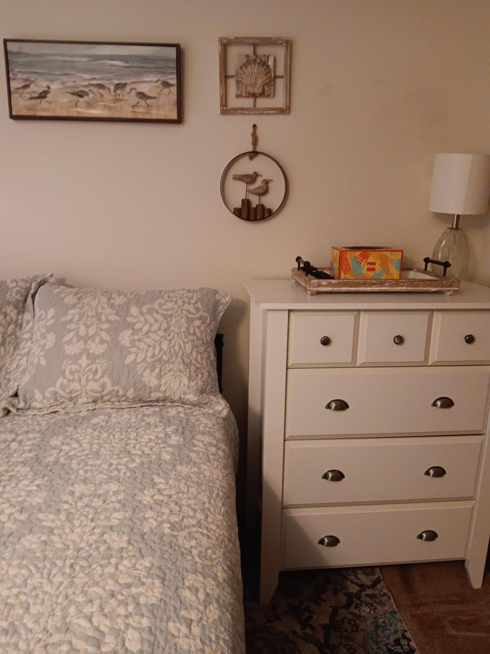 Profile photo 12 of 13