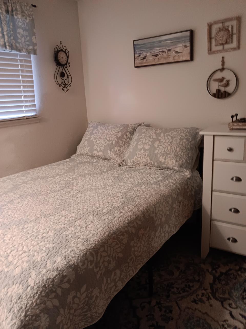 Profile photo 3 of 13