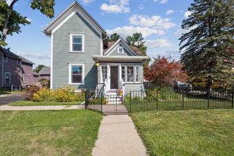 Room for rent in Fowlerville, MI $700, house