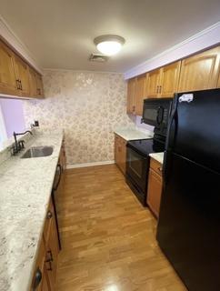 Room for rent in North Andover, MA $1200, condo
