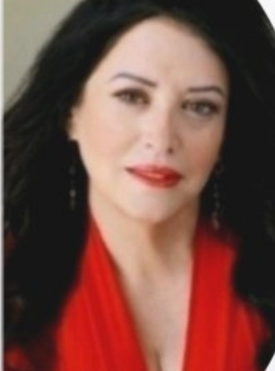 Profile photo 11 of 11