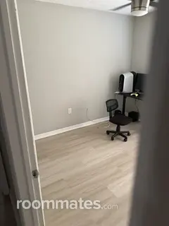 Room for rent in Palm Harbor, FL $1000, house