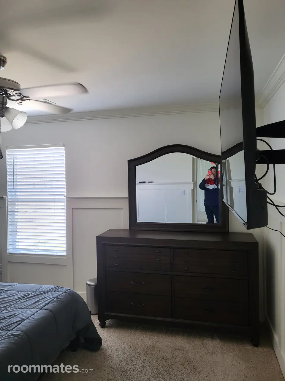 Profile photo 3 of 11