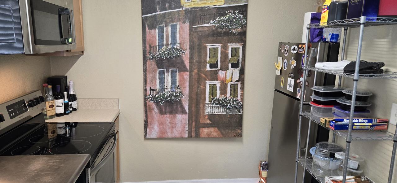 Profile photo 9 of 13