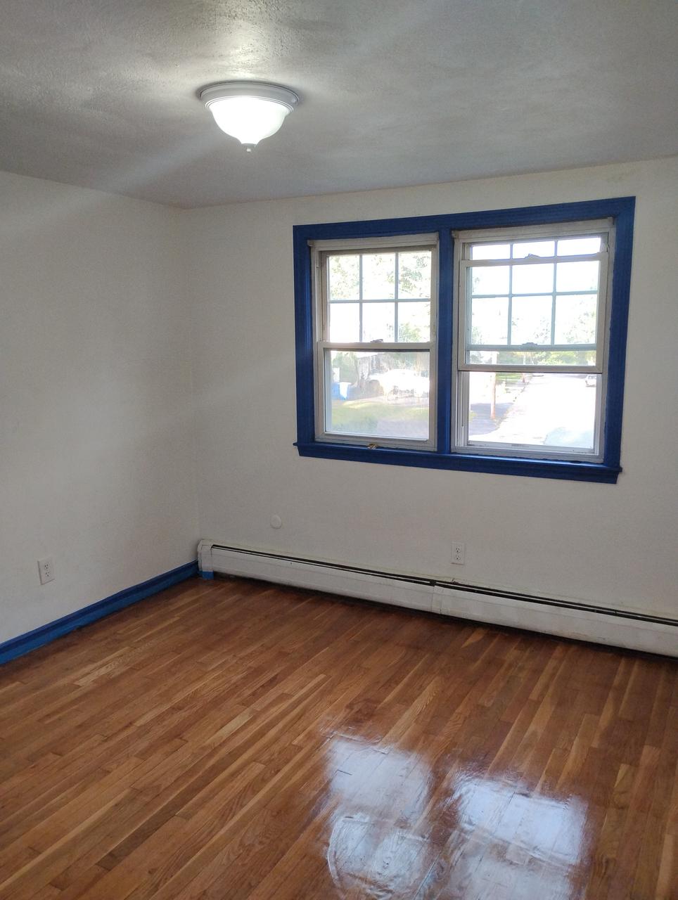 Profile photo 14 of 17