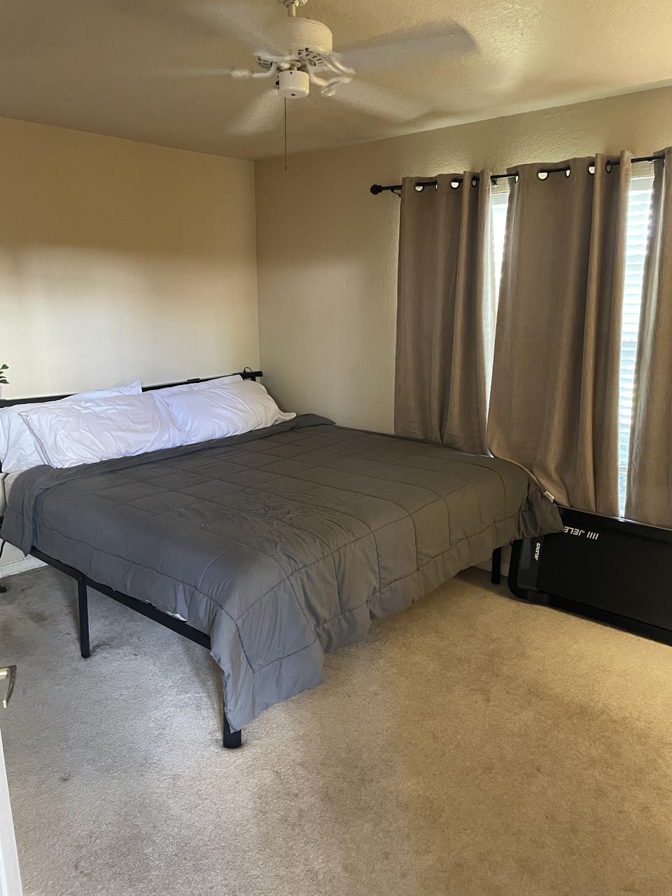 Profile photo 3 of 13