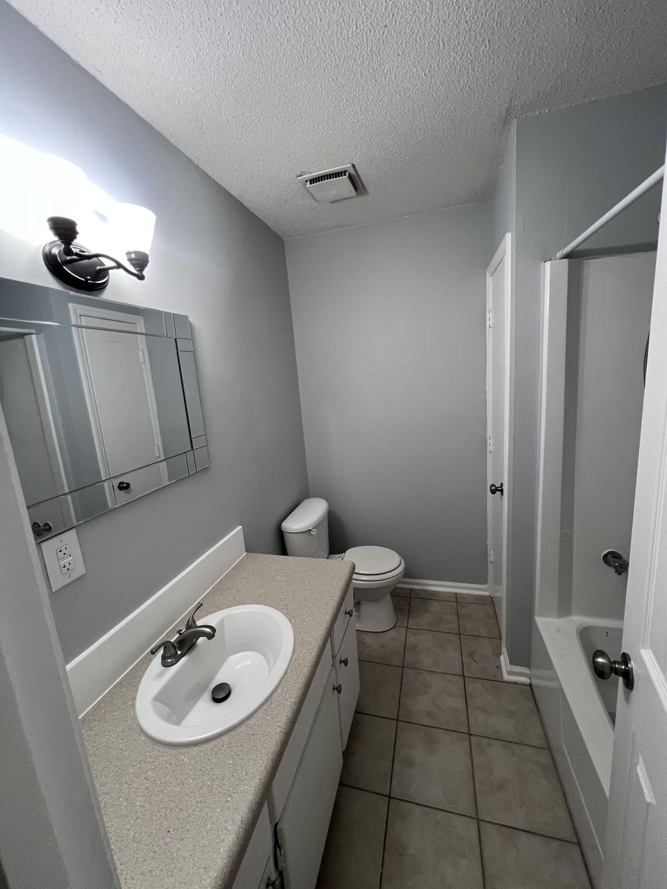 Profile photo 5 of 15