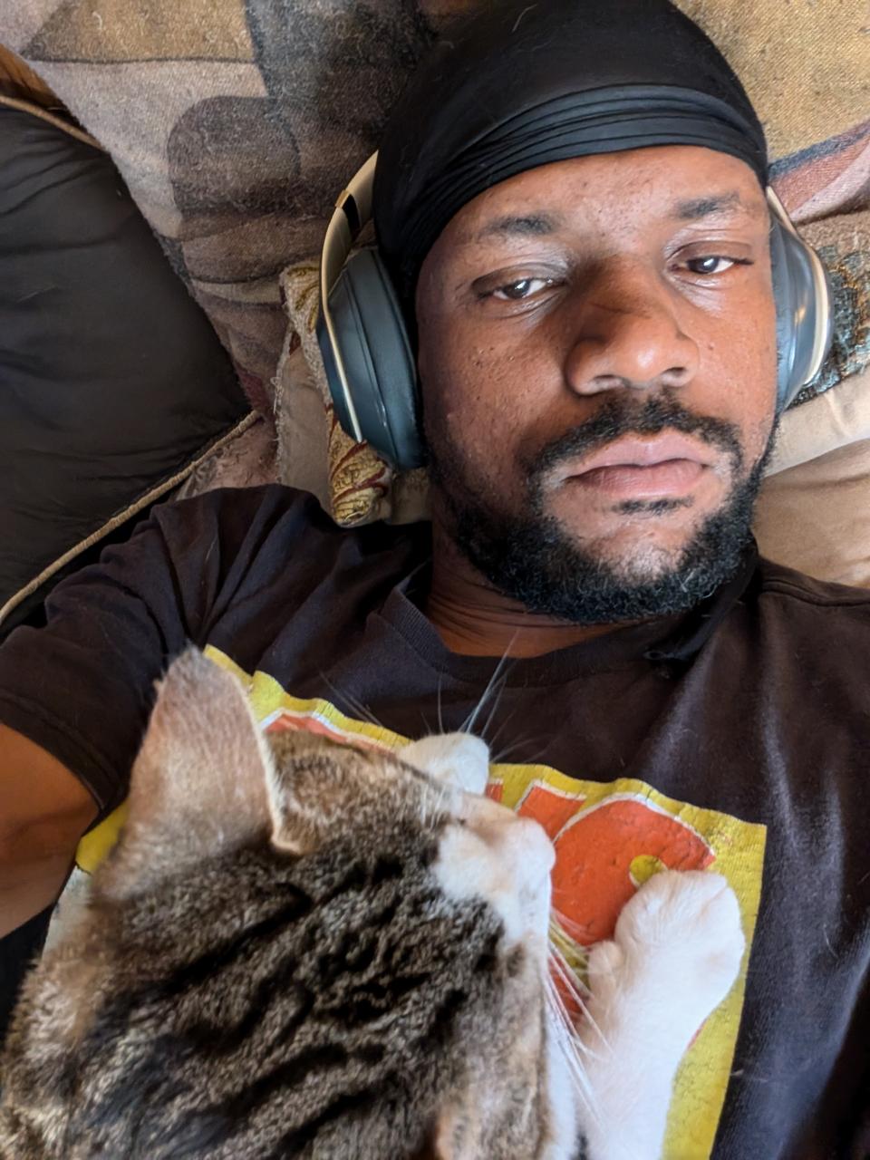 Profile photo 1 of 1