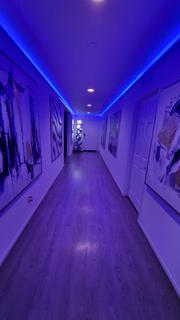 Room for rent in Victorville, CA $800, house