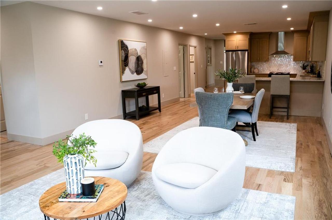 Profile photo 5 of 8