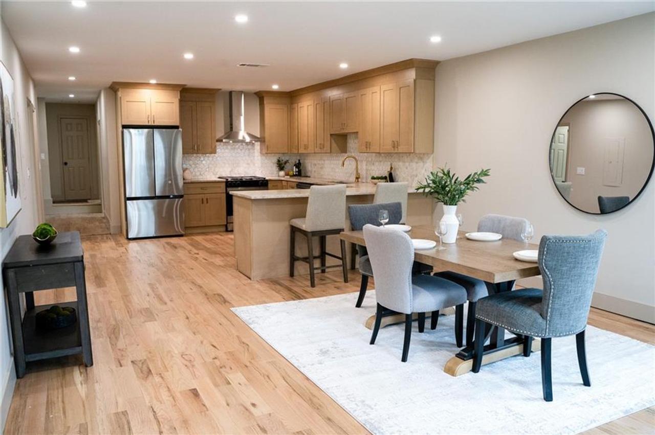 Profile photo 3 of 8