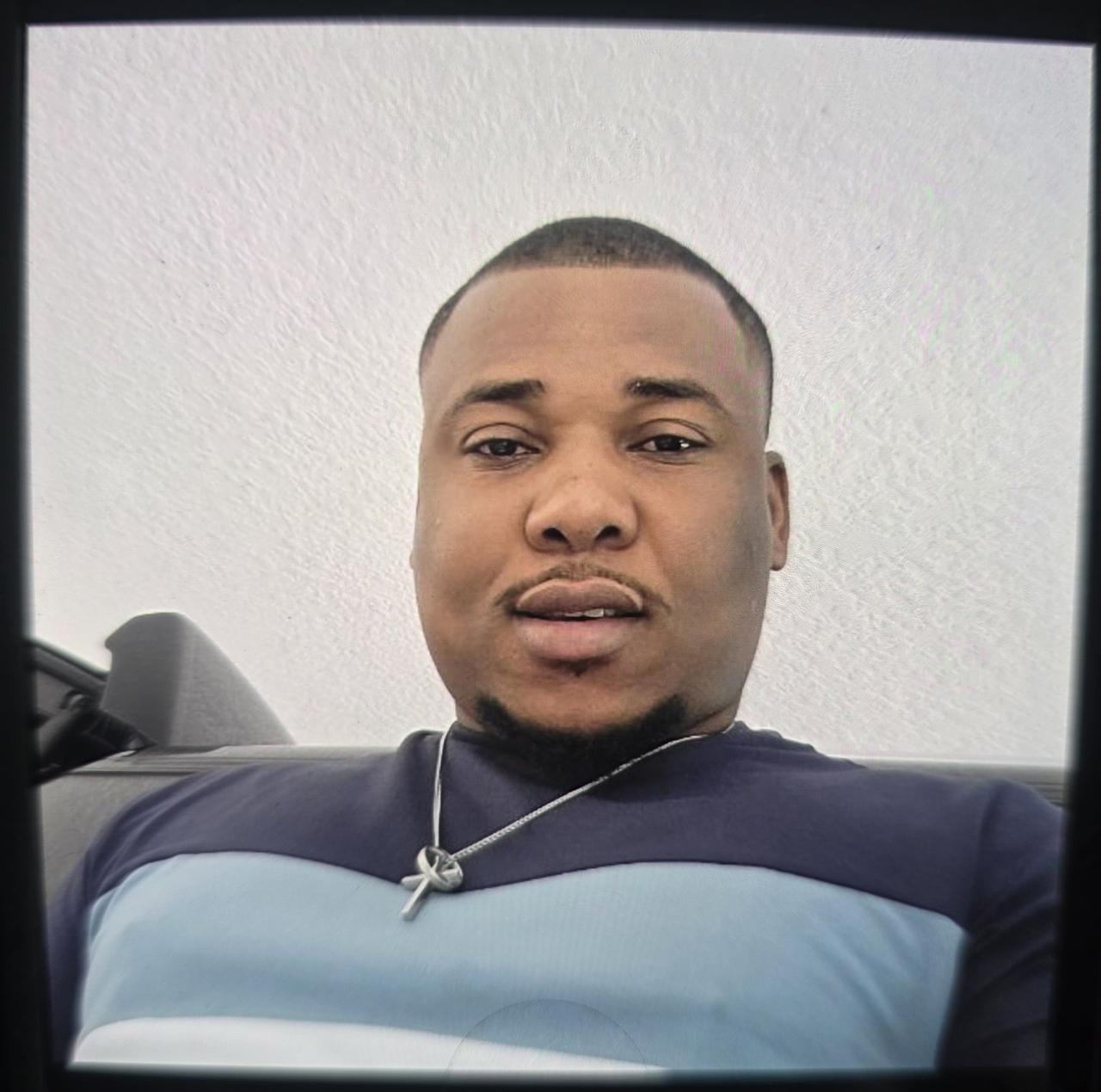 Profile photo 10 of 10