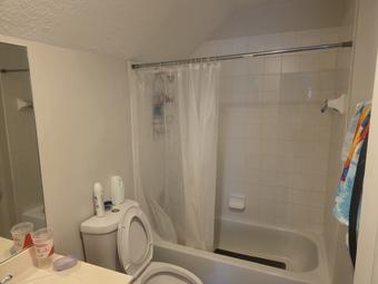 Room for rent in Jacksonville, FL $750, house