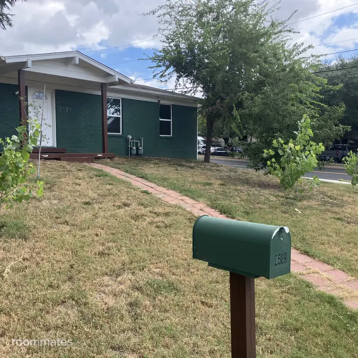 Room for rent in Austin, TX $1100, house